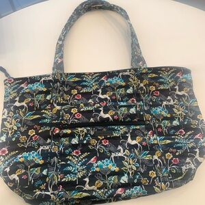 Vera Bradley Winter Palace travel 🧳 bag